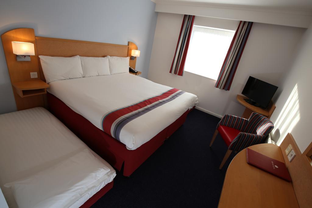 Hotel Ramada Wakefield Habitación foto