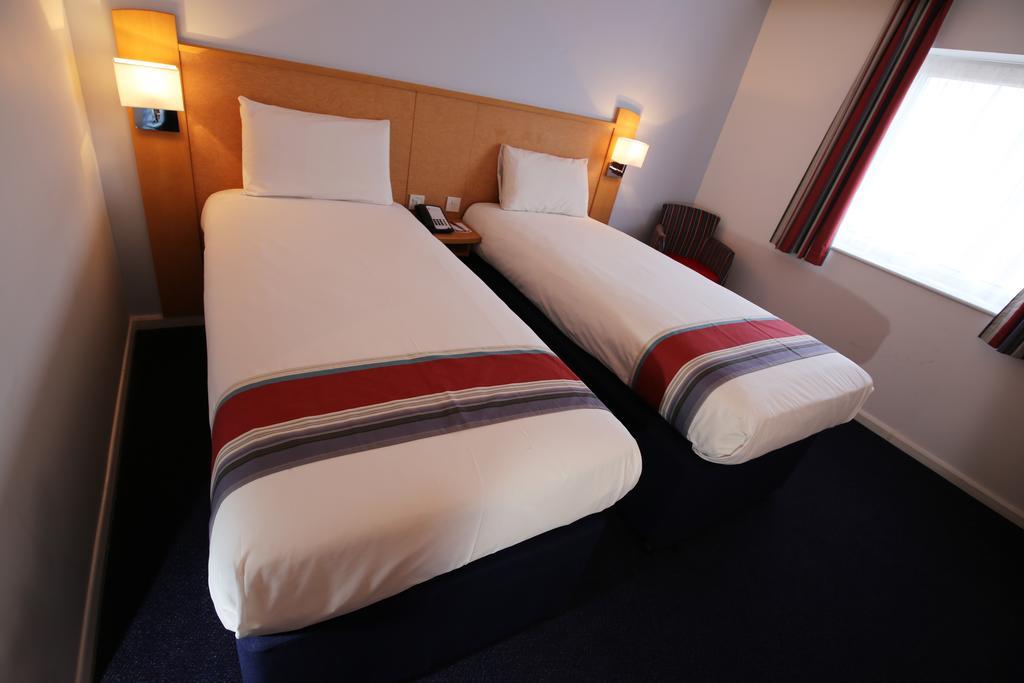 Hotel Ramada Wakefield Habitación foto